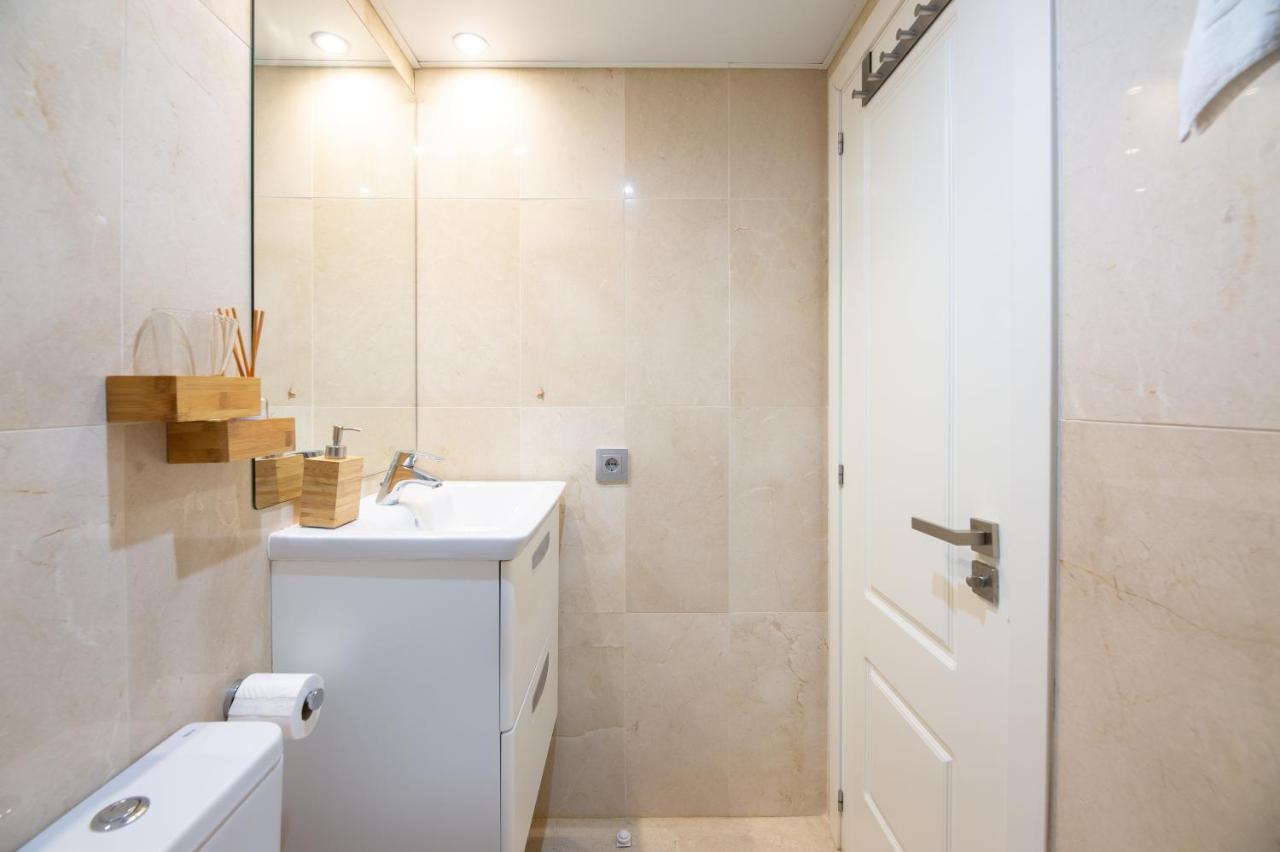Modern Apartment Next To The Beach, Pets Friendly Benalmadena Luaran gambar